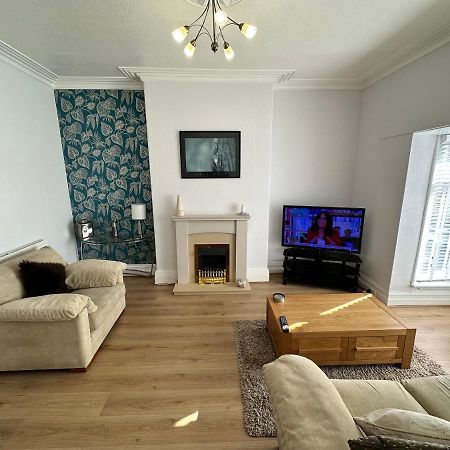 Spacious One Bedroom Apartment In Central Location Lytham St Annes Exterior foto